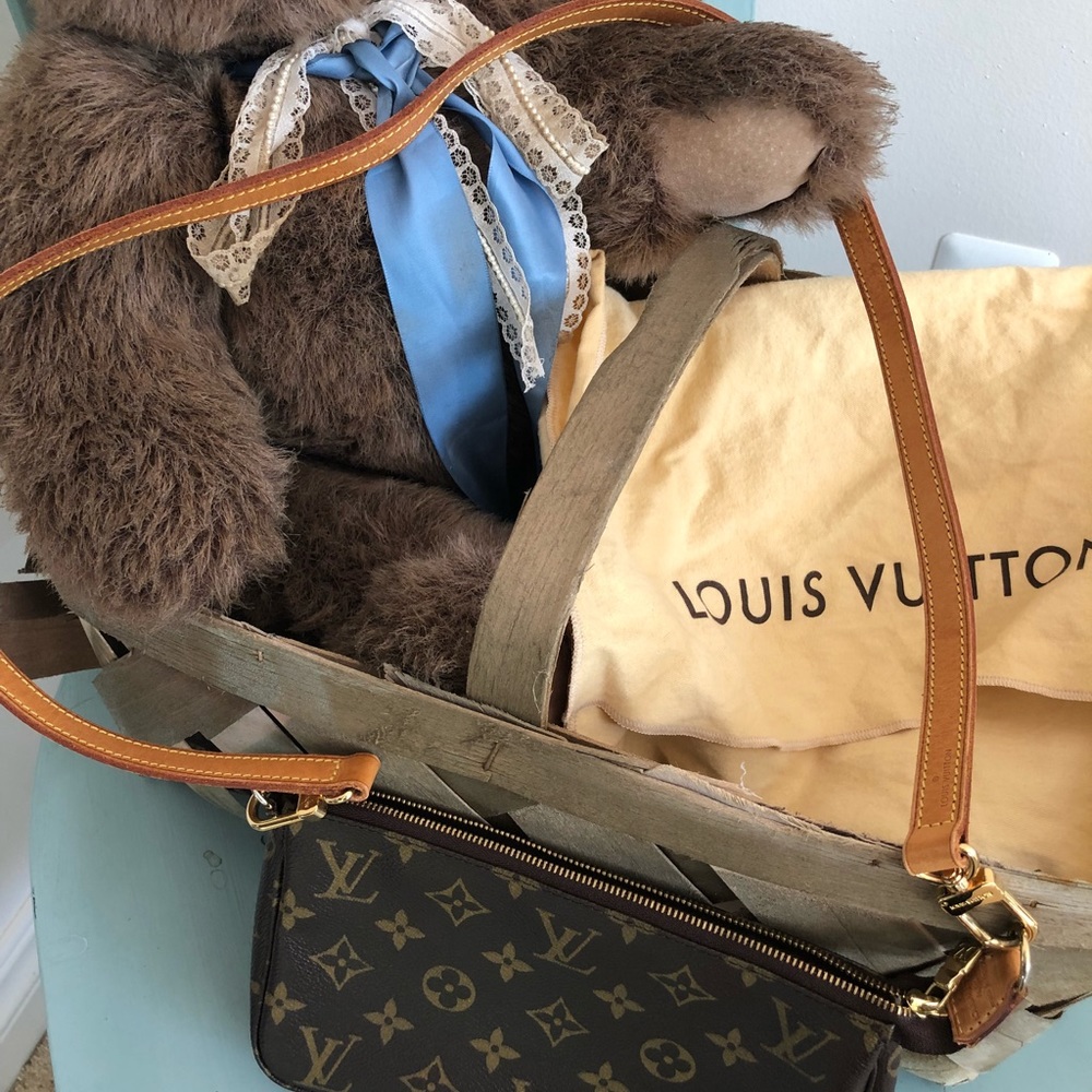 Louis Vuitton Pochette accessories pouch monogram - Picture 4 of 8